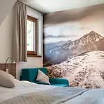 샬레 Chalets Havrania ****