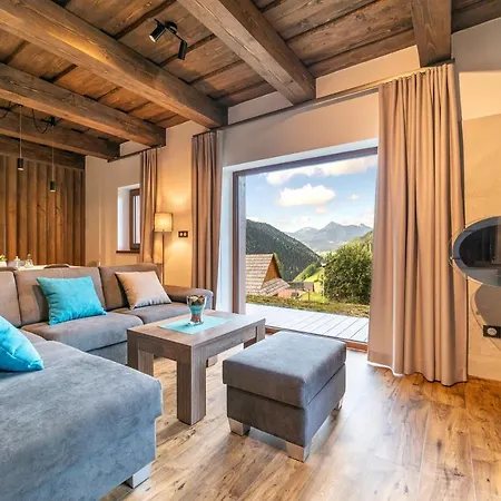 Chalets Havrania **** Dağ evi Zázrivá